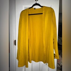Women’s plus yellow gold lightweight cardigan